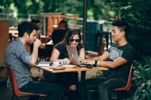 Read more about the article 【Offer喜报】两次面试“放鸽子”还依旧拿到offer?坎坷的G5申请之路